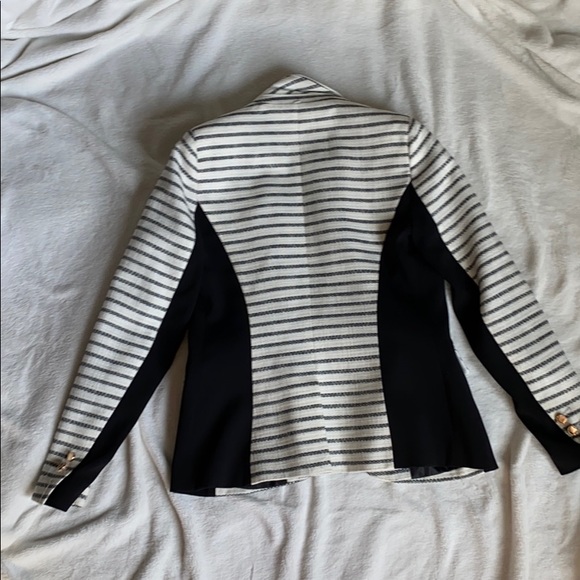 Striped blazer - Picture 2 of 3